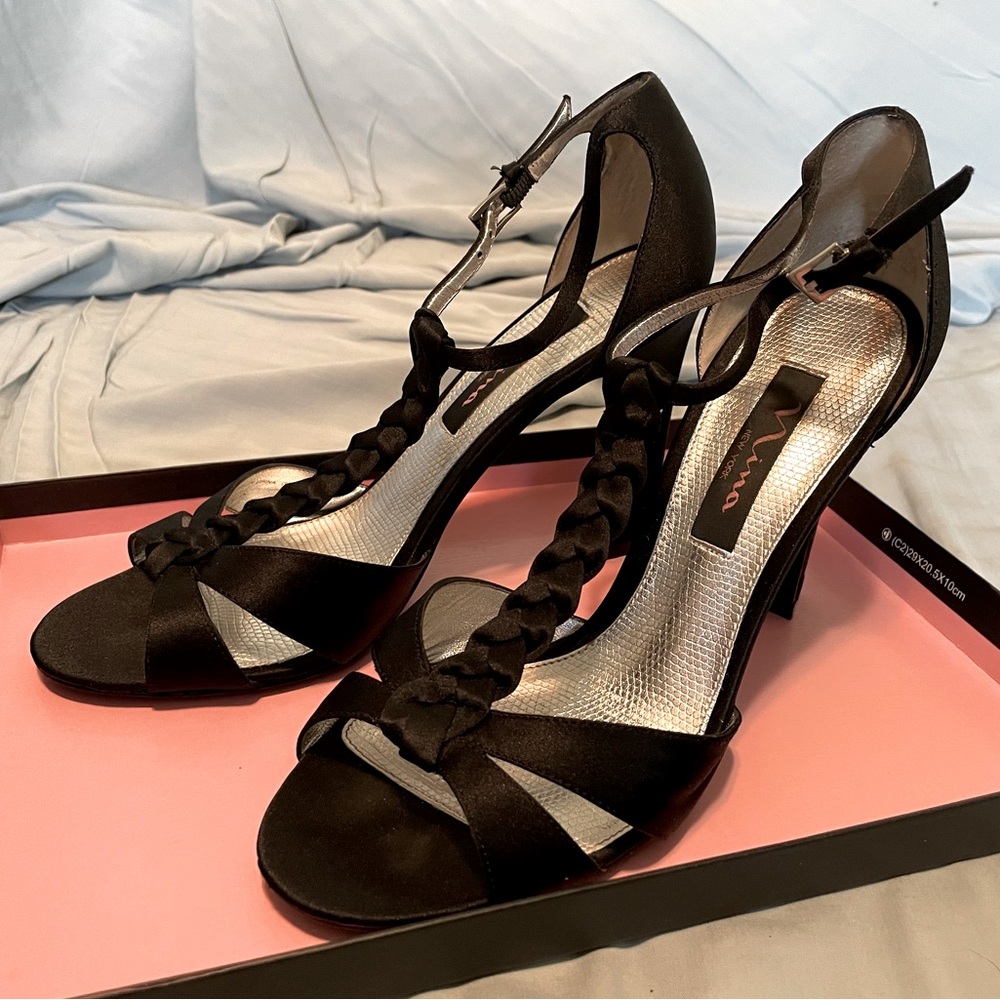 Nina Shoes 4in Black Satin T-Strap Heels